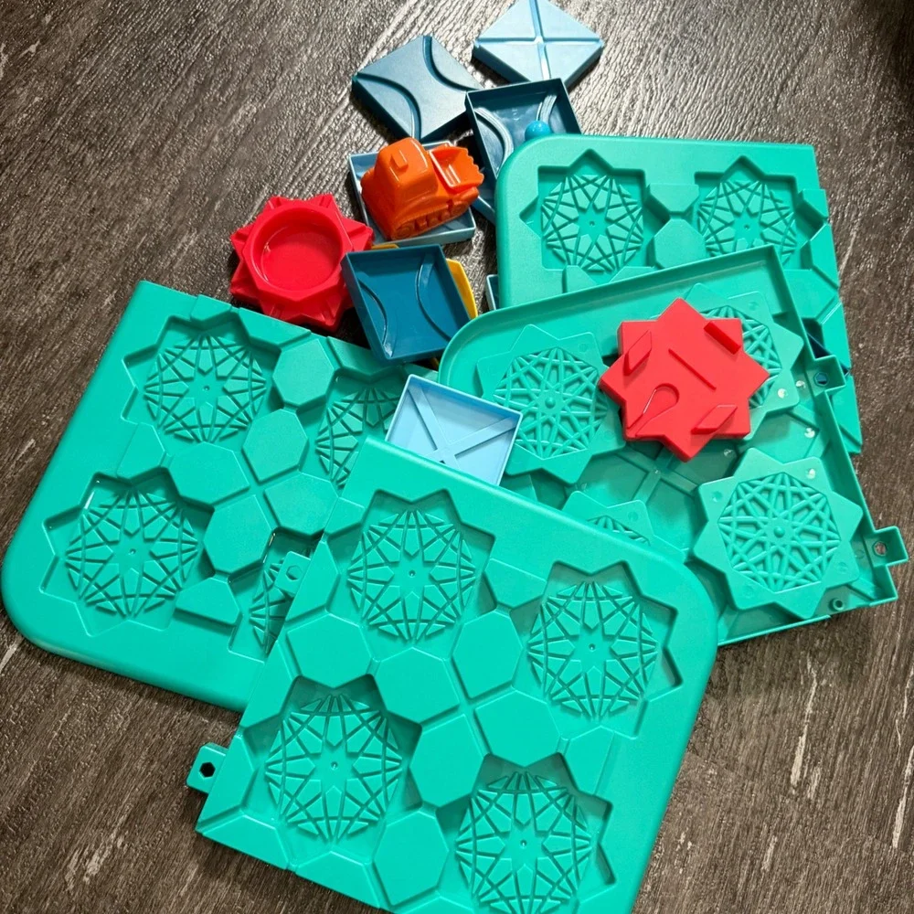 Logical Road Builder STEM Puzzle Game Kids Unisex 3+ Multicolor 118 Challenges